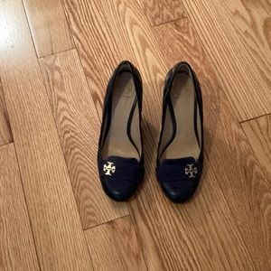 Tory Burch Navy Blue Pumps